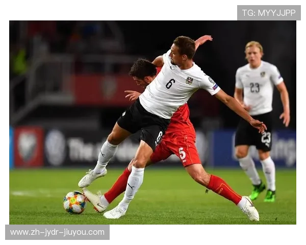 足球比赛中的高位逼抢战术与防守体系